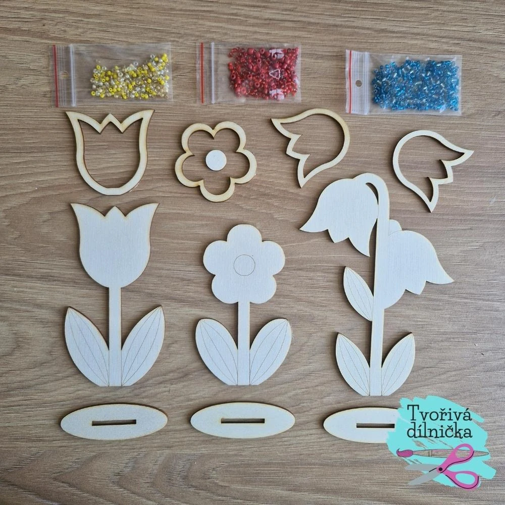 Květiny z překližky k dotvoření se stojánkem – tvoření pro děti, dárek pro maminku