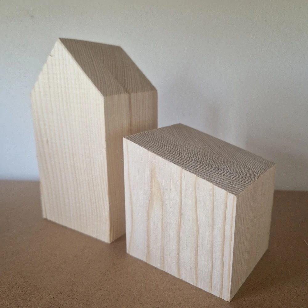 Domeček - dřevěný základ silný 