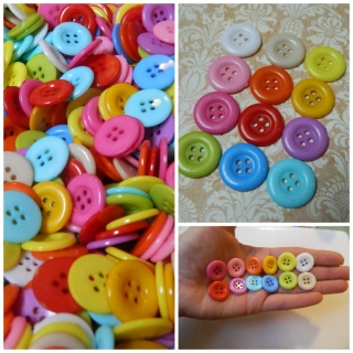 Plastový knoflík 1,79 cm